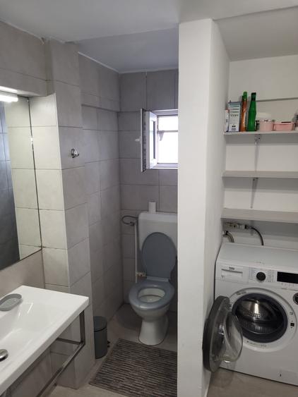 Casa 2 camere - Centru - 67.500 euro  (Cod E2+E7)