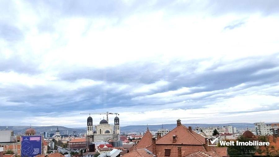 Apartament la etaj intermediar, Piata Cipariu