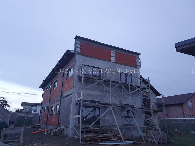 Vila P+1E de vanzare in Agigea cartierul nou - 9