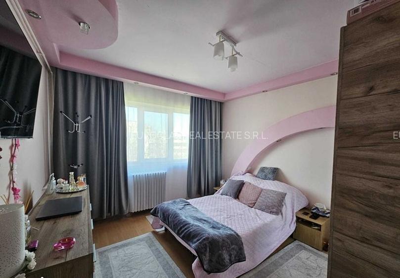 Apartament 2 camere - Dacia/Tomis III - 85.000 euro (Cod E11+E12) - 2