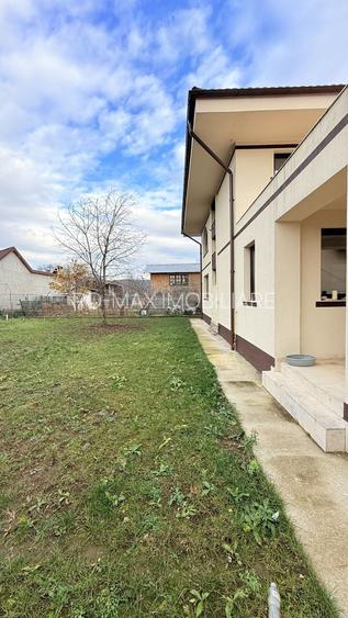 Vila Delux P+1 cu terasă și garaj + teren intravilan 783mp - 30