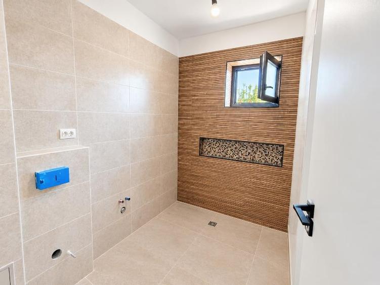 Vanzare - Casa individuala - Prelungirea Ghencea - Margelelor langa STB - 225000