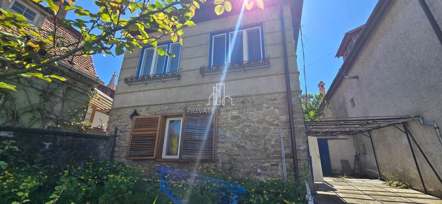 Casa de vanzare, zona Stefan Octavian Iosif, Sighisoara