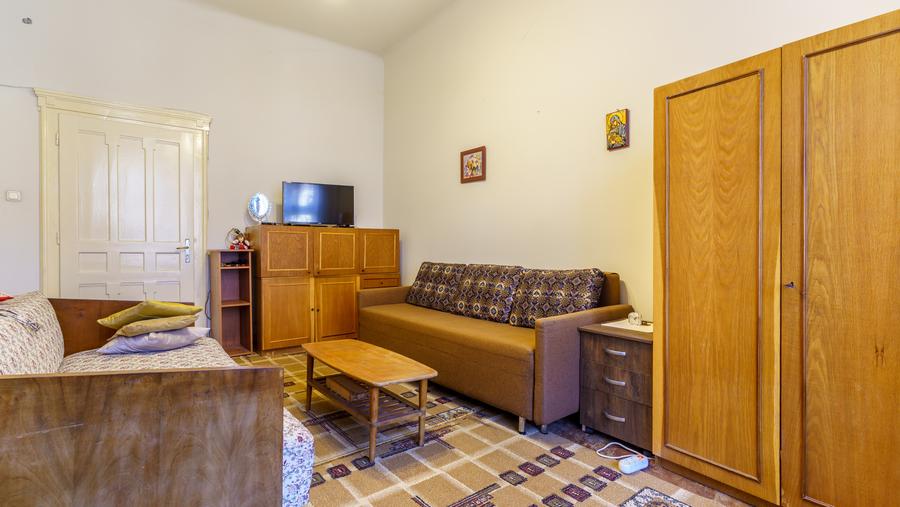 Apartament spațios, cu farmec aparte,str Horea, la 3 min de Fac de Litere