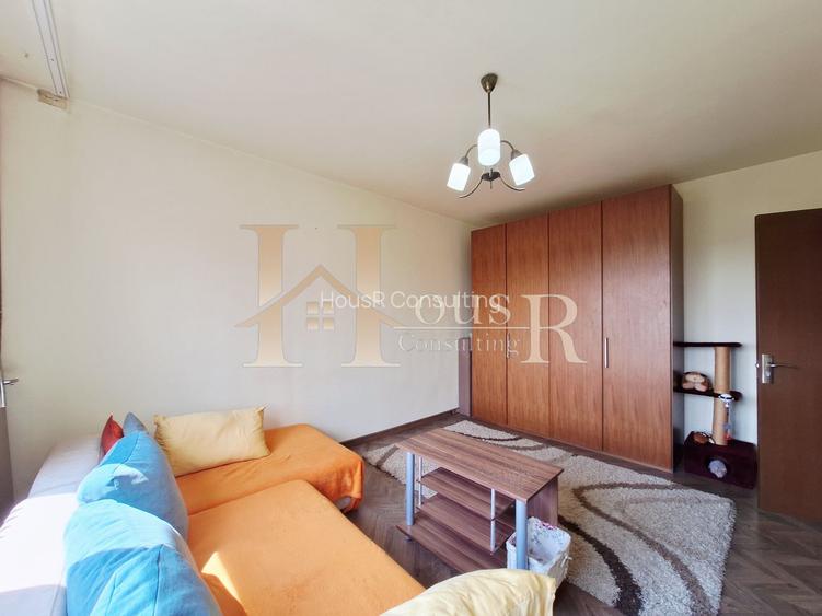 Aproape de Centru si Iulius Town. Decomandat. Etaj intermediar. - 3