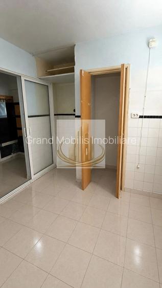 Apartament 2 camere, etaj 1, Eroii Revoluți
