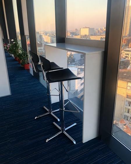 Lascar 31 Business Center