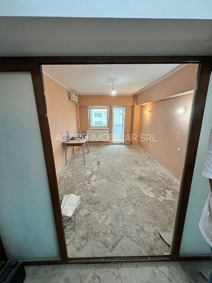 Capitol- apartament 3 camere decomandat stradal - 3