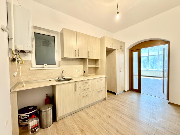 Apartament 7 camere, 3 bai, parter, 156 mp utili - Zona Iosefin