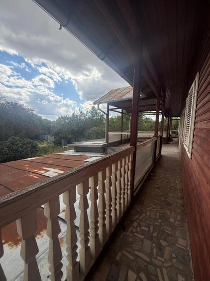 Casa P+1, 738 mp, teren 2000 mp, zona Baicoi