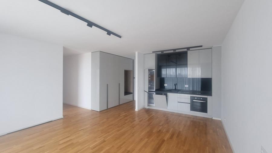 BANEASA  STEJARII THE IVY APARTAMENT 4 CAMERE VEDERE LIBERA