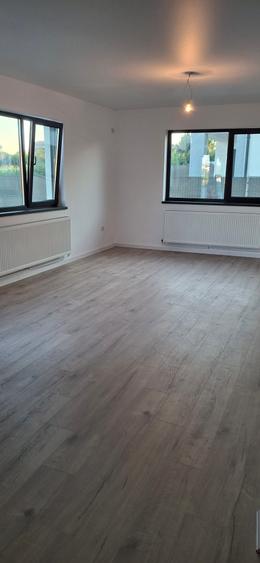 Vand casa in Lumina