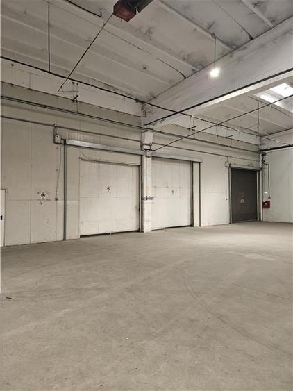 Spatiu Industrial - 900 mp - Productie - Depozitare - Distributie