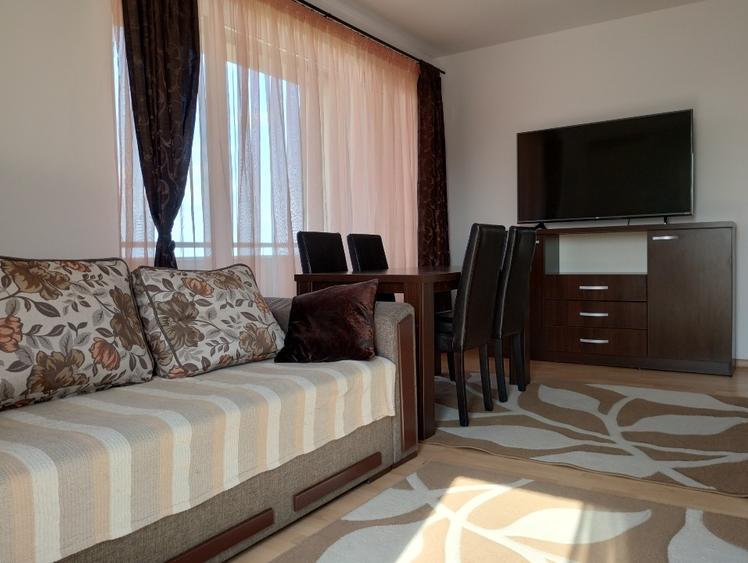 Închiriez apartament cu doua camere, decomandat