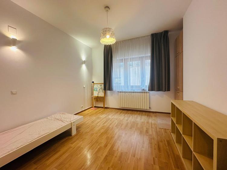 Apartament 3 camere, 83 mp, etaj 3/3, imobil interbelic – Str. Emanoil Porumbaru