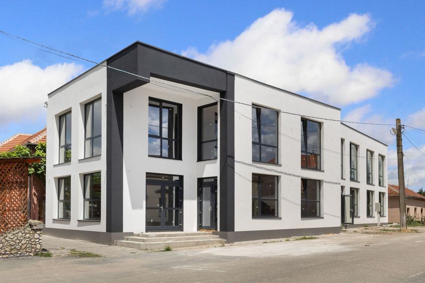 Spatiul Comercial Semifinisat, P+E de inchiriat Beliu Arad, Traffic