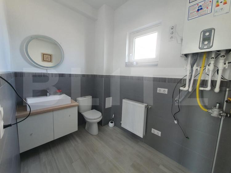 Spatiu comercial, 5 parcari, 100mp utili