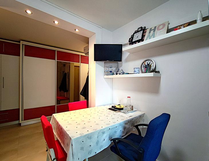Apartament 2 camere de vanzare in Faleza Nord langa restaurantul Reyna