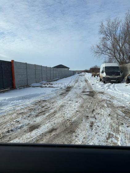 Vand lot de 400 mp2 in domnesti - 8