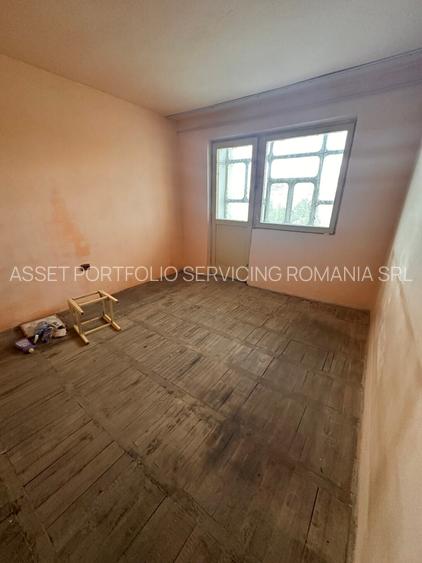 APARTAMENT 3 CAMERE - ROSIORII DE VEDE - - 11