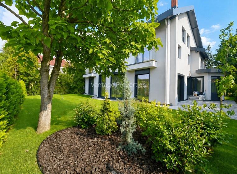 Luxury villa | gated complex with security | Iancu Nicolae | British School - 3