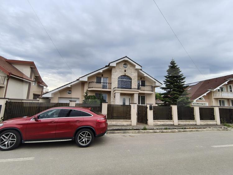 Vila premium Beverly Hills Sânmartin, 270 mp, teren 800 mp, 4 dormitoare