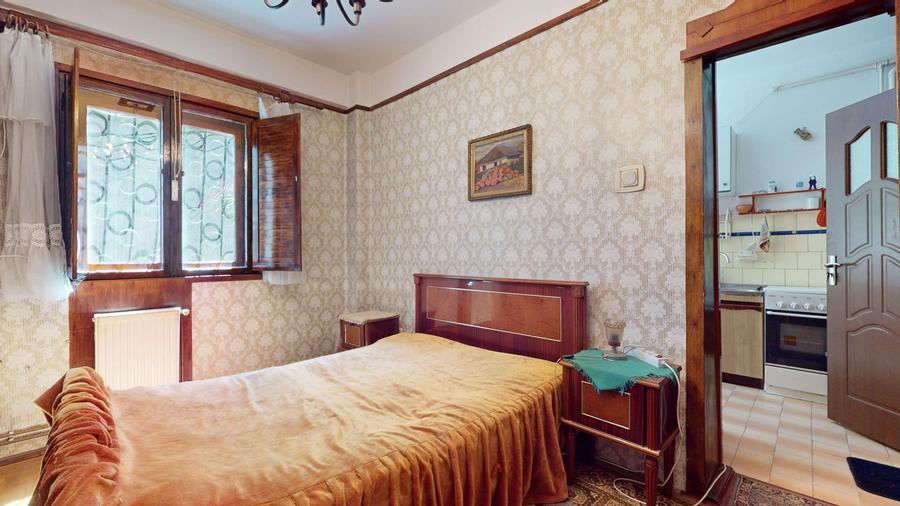 Apartament 2 ,5 camere,  cu gradina,  in centrul orasului Brasov