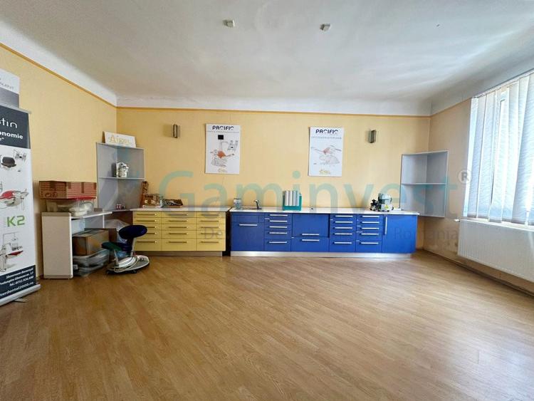 Doua cladiri individuale de vanzare si teren, 5 minute de Centrul Civc, Oradea