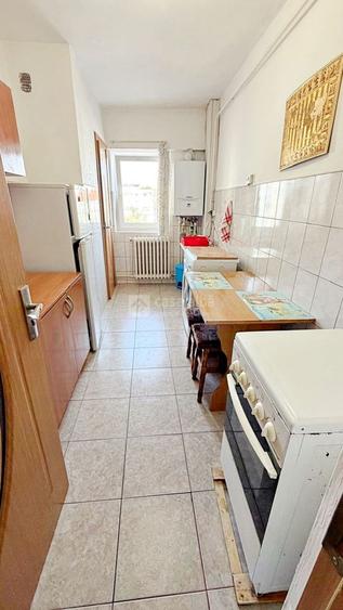 Centru - Hala - Moldova Center, 2 camere mobilat si utilat, LIBER