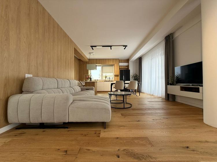 Luxury Duplex with Stunning Sunset Views *** Iancu Nicolae
