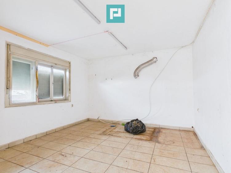 Casă solidă din cărămidă - zona centrală Șiria