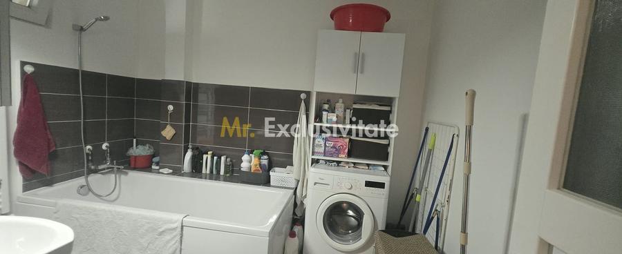 Apartament cu 3 camere decomandat, 71 mp – zona 9 Mai