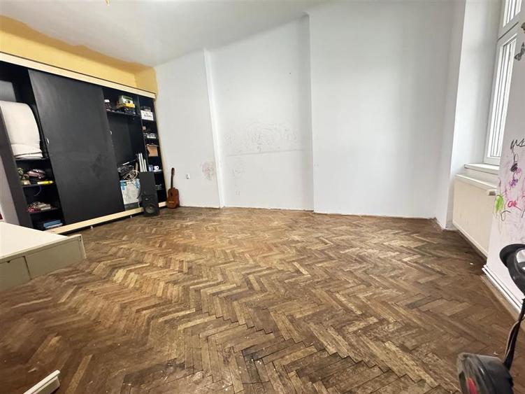 Apartament 4 camere spatios 114mp zona Ultracentrala