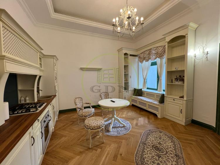 Apartament 2 camere deosebit, la cheie, ultracentral, zona Regele Ferdinand