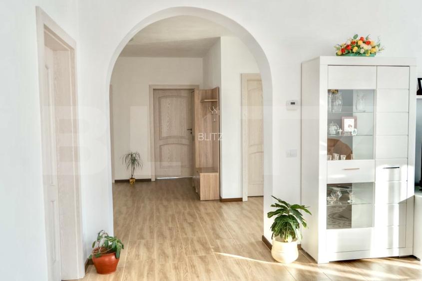 Casă elegantă, design mediteranean, demisol + parter, garaj, 1200 mp teren - 9