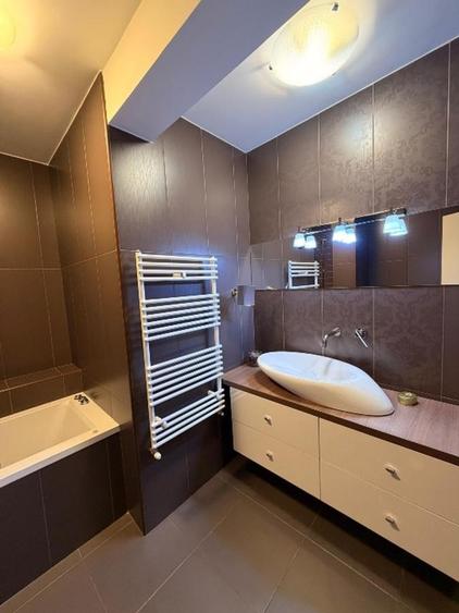 Apartament 3 Camere Calea Calarasilor | Boxa| Parcare | Dressing