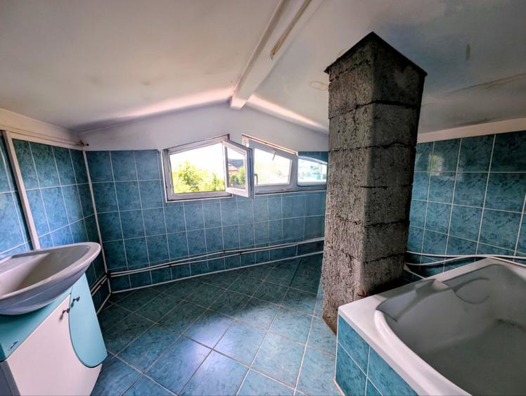 Spatiul Comercial Stradal+Teren /Oportunitate de investitie/Valenii de munte