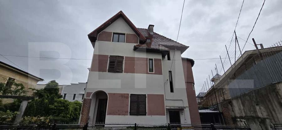 Casa individuala, 310,58 mp, zona Central