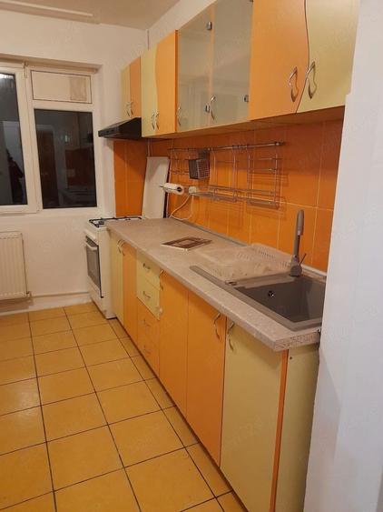Dristor - 3 camere - metrou Dristor - bloc reabilitat