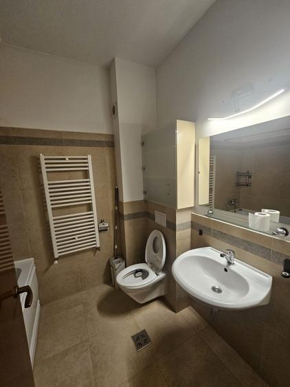 Apartament modern, 2 camere, cu balcon, parcare, Roata Faget!