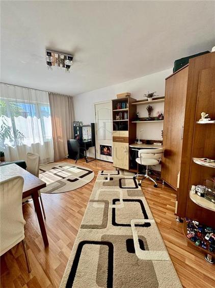 Sagului, 2 camere, semidecomandat, bloc izolat