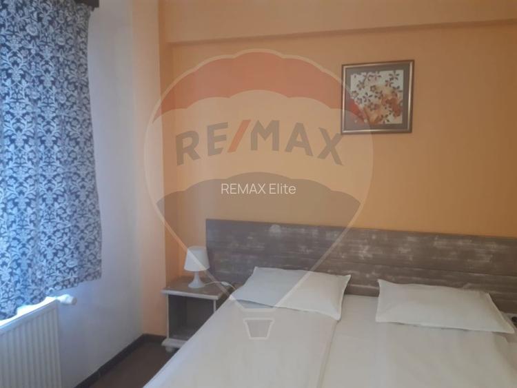 Hotel / Pensiune cu 18 camere de închiriat - 28