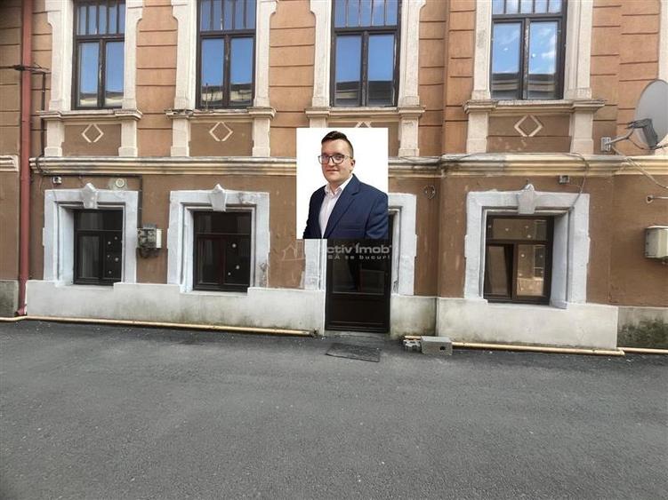 Caransebes, CHIRIE, Spatiu Comercial Birouri, 172 Mp, Ultracentral