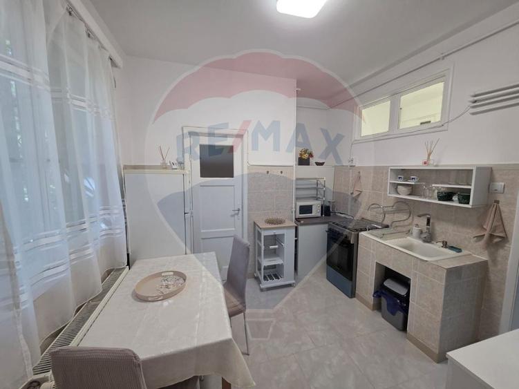 Apartament cu 2 camere de închiriat în zona P-ta Romana