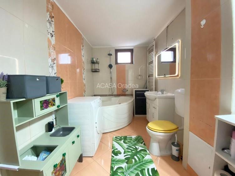 Apartament 3 camere, Gheorghe Doja, Oradea,70 mp. 125 000. Comision 0. - 12
