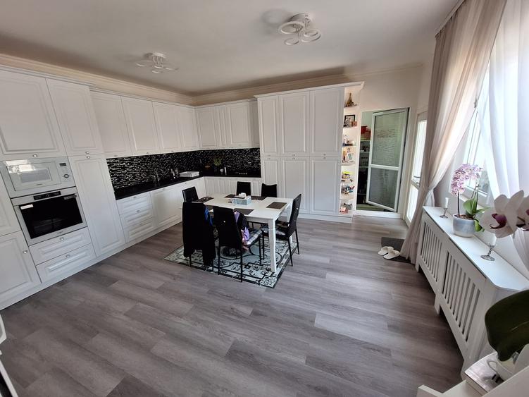 Casa in duplex, P+1+pod, 127 mp., teren 270 mp., mobilata, centrala termica gaz