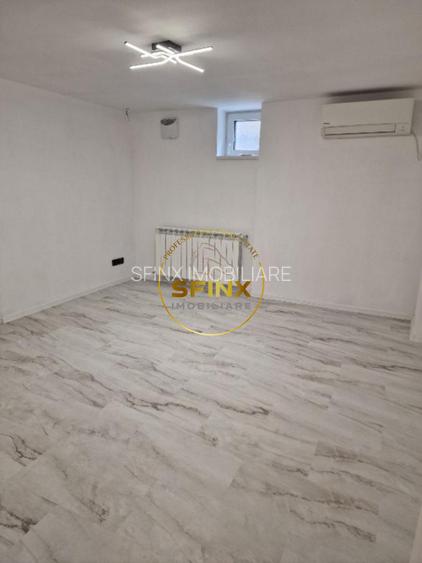 Piata Romana, duplex 5 camere in vila renovata integral, pentru birou - 9