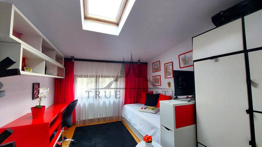 Casă la preț de apartament în zona Armenească, renovată și consolidată integral