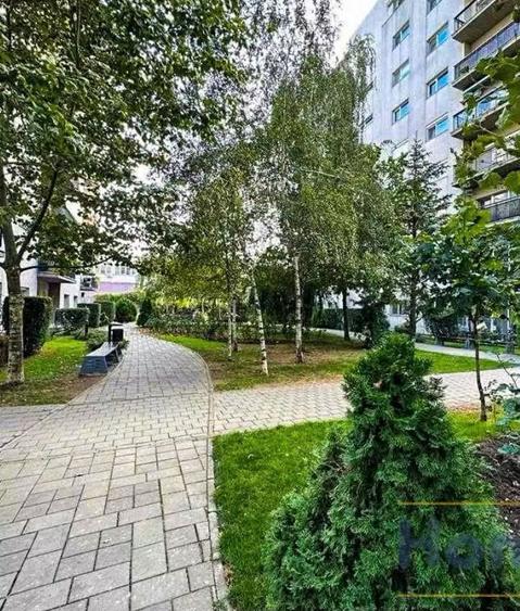 Apartament cu 3 camere și 2 băi în Militari la 6 minute de metrou Păcii