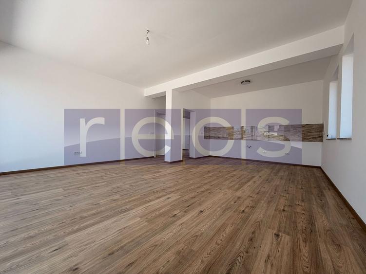 VANZARE CASA 5 CAMARERE | 400 MP | TUNARI